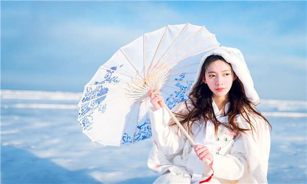 丽江试管代怀生子多少钱一个？助孕之路的费用分析与方案选择